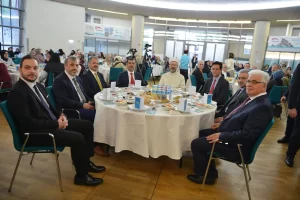 Almanya’nın Köln şehrinde DİTİB Federal Kadın Birliği tarafından düzenlenen iftar