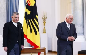 Türkiye'nin BerlinBüyükelçisi Ahmet Başar Şen, Almanya Cumhurbaşkanı Frank Walter Steinmeier'e