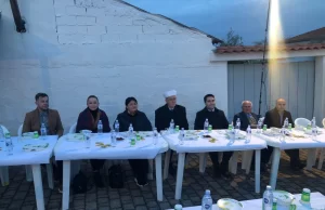 Rodop ilinin Yassıköy belediyesine bağlı Çepelli köyü mütevelli heyeti, iftar