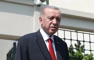 Türkiye Cumhurbaşkanı Recep Tayyip Erdoğan, Başbakan Kiriakos Miçotakis’le Vilnius’ta yaptığı