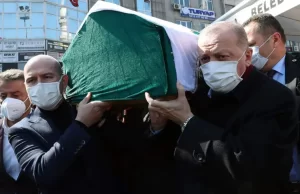Servet Soylu için Gaziosmanpaşa Merkez Camisi'nde kılınan cenaze namazına Cumhurbaşkanı