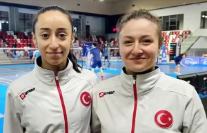 Milli badmintoncular Nazlıcan İnci ve Bengisu Erçetin, Polonya'nın Gniezno kentinde