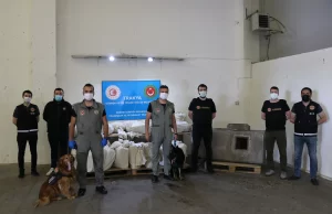 Kapıkule Sınır Kapısı'nda bir tırın yakıt deposunda 116 kilo 426