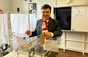 Avrupalı Türklerin başarı hikayeleri devam ediyor.  Uzun yıllardır Avrupa´da Galatasaray