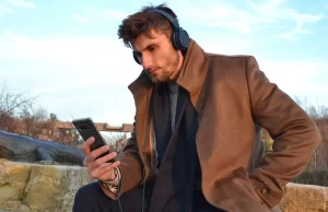 Yunanistan'da, casus yazılım "Predator" ile telefonları "dinlendiği" iddia edilen isimlere