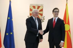 Almanya Cumhurbaşkanı Frank-Walter Steinmeier, Kuzey Makedonya’daki temasları kapsamında mevkidaşı Stevo