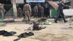 Suriye’nin kuzeyindeki Rasulayn ilçesinde tavuk pazarında bir araca yerleştirilen bombanın