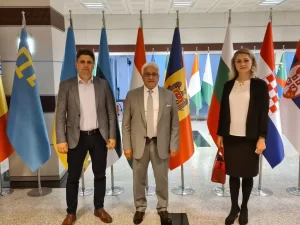 Gagavuzlar Derneği Genel Başkanı İrina Yüsümbeli ile Başkan Yardımcısı Vasili