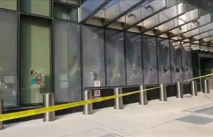  New York'taki Türkevi'ne yapılan saldırının güvenlik kamerası görüntülerine ulaştı.