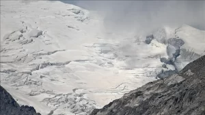 Avusturya'nın Vorarlberg eyaletine bağlı Lech kasabasında yer alan kayak merkezinde