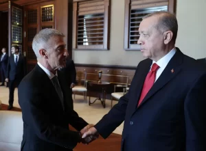 Cumhurbaşkanı Recep Tayyip Erdoğan, Trabzonspor Kulübü Başkanı Ahmet Ağaoğlu ile