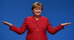 Eski Almanya Başbakanı Angela Merkel'in cüzdanını çaldırdığı öne sürüldü.