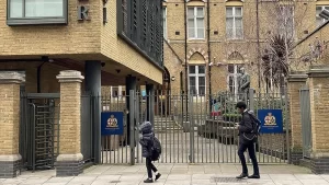 İngiltere'de yeni tip virüs salgınıyla mücadele kapsamında 5 Ocak'tan bu