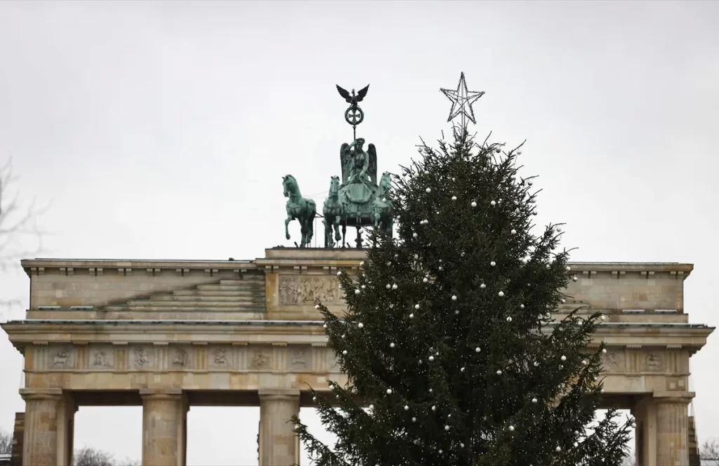 Almanya’da Virüs gölgesinde Noel tatili