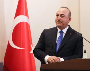 Türkiye Dışişleri Bakanı Mevlüt Çavuşoğlu, Orta Makedonya Eyalet Başkanı Apostolos