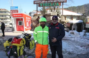 Camileri sosyal medyada tanıtmak için Almanya'dan bisikletiyle yola çıkan Habip