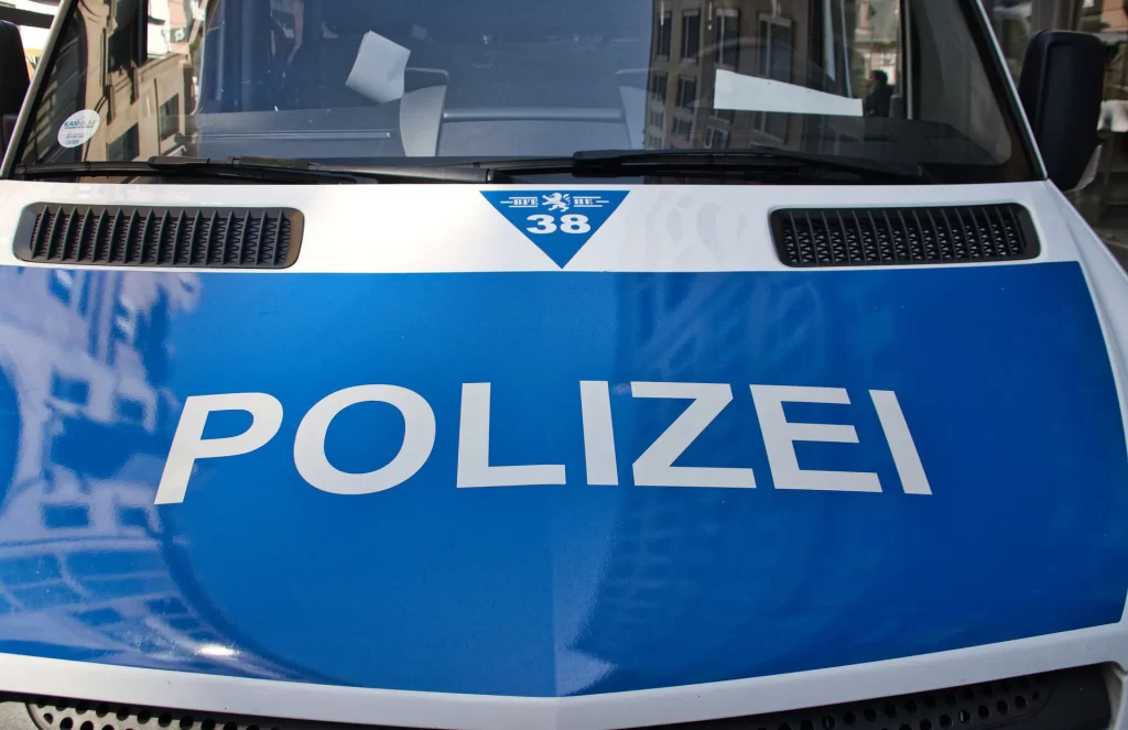 Berlin polisi Arap kökenli kişiye şiddet uyguladı