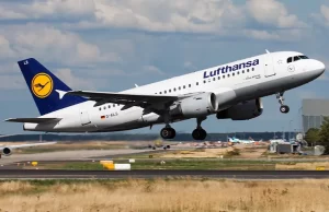 Alman hava yolu şirketi Lufthansa, yer hizmetleri çalışanlarının greve gitmesi