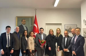 Türkiye’nin yeni Essen Başkonsolosluğu görevine atanan Tolga Şimşir’e Ruhr Veliler