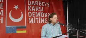 Gazeteci Lejeune, “Bu Merkel için son şans. Merkel’e, İstanbul’daki büyük