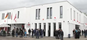 Almanya'nın Stuttgart kenti yakınlarındaki Oberstenfeld beldesine Selimiye Camisi hizmete açıldı.