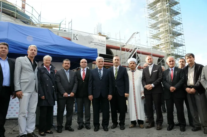 Almanya'da son günlerde artan cami saldırıları kınandı