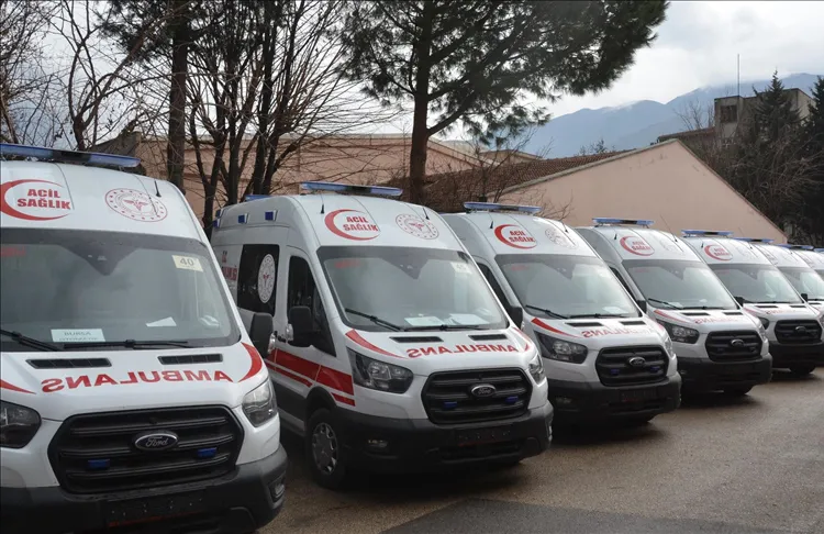 Sağlık Bakanlığı Bursa’ya görderdiği 18 yeni ambulans kente ulaştı