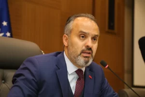İspatlansın, ülkeyi terk ederim   Büyükşehir Belediyesi’nin hediyelik eşya harcamaları
