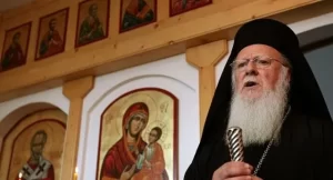 Patrik Bartholomeos Çipras’ın bakanını azarladı Yunan Başbakanı Çipras’ın laik bir