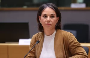 Almanya Dışişleri Bakanı Annalena Baerbock, Rusya'nın başlattığı savaşın derin izlerinin