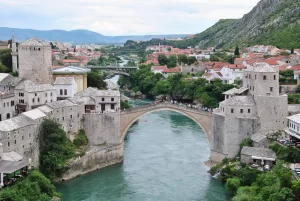 Bosna Hersek'in orta kesiminde 4,8 büyüklüğünde deprem meydana geldi