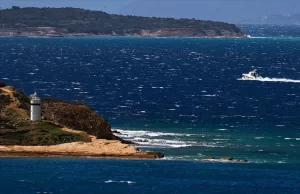 İzmir'in Çeşme ilçesi açıklarında Yunanistan unsurlarınca denize atılan ve 3