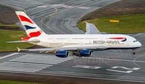 LONDRA Almanya yerine İskoçya'ya indi Londra'dan havalanan uçak, pilota yanlış