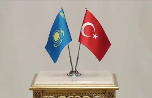 Bağımsızlığını 1991 sonunda ilan ettikten sonra Kazakistan'ı ilk tanıyan ülke