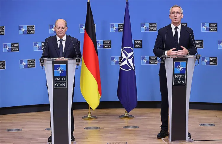 Almanya Başbakanı Scholz NATO Genel Sekreteri Stoltenberg ile Berlin’de görüştü