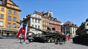 Polonya Başbakanı Mateusz Morawiecki, ülkesinin, İkinci Dünya Savaşı'ndaki kayıpları nedeniyle