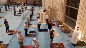 Almanya'da koronavirüs salgını sebebiyle ibadete bir süre ara verilen camilerin