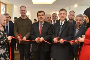 Köln Ehrenfeld Tasarım Parkuru (Passagen-Ausstellungen, Design Parcours Ehrenfeld 2020) kapsamında,