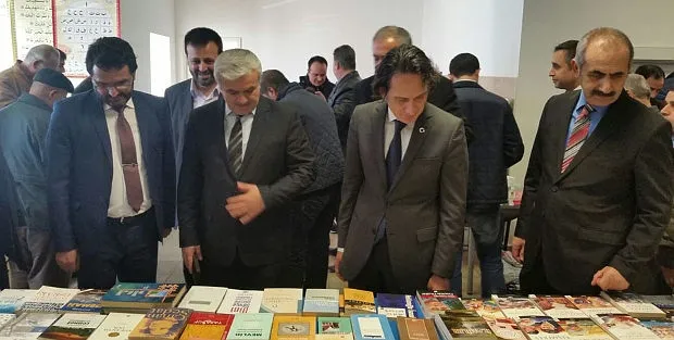 DİTİB-ZSU Münih'te Kitap Sergisi Açtı