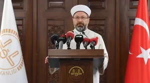 Diyanet İşleri Başkanı Prof. Dr. Ali Erbaş, Elazığ'da meydana gelen