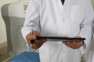 Almanya'da aylar önce Kovid-19 yayılmasından dolayı ev doktorunuza gitmeden rapor