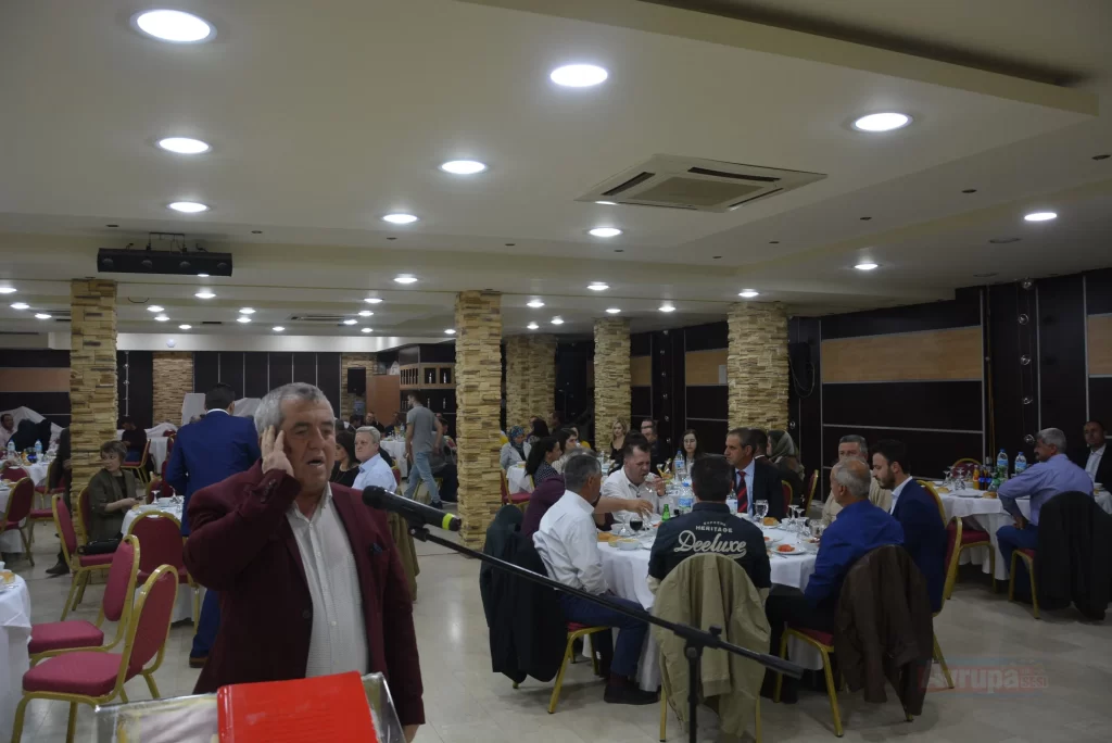 İsmet Kadı’dan iftar yemeği ve aday tanıtım toplantısı