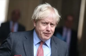 İngiltere Başbakanı Johnson, Virüs aşısının kapsamlı testlerden sonra kanıtlandığını ve