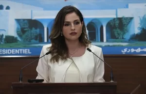 Beyrut Limanı'ndaki patlamanın ardından istifasını açıklayan Lübnan Enformasyon Bakanı Abdussamed,