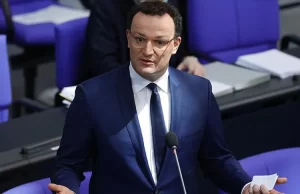 Almanya Sağlık Bakanı Jens Spahn, yeni tip virüs salgınında Avrupa'da