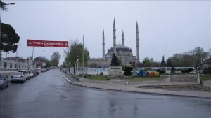Trakya için çok kuvvetli yağış uyarısında bulunuldu. Sel, su baskını