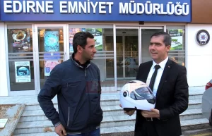 EDİRNE Edirne'de "sehven" emniyet kemeri cezası kesilen motosiklet sürücüsüne Edirne