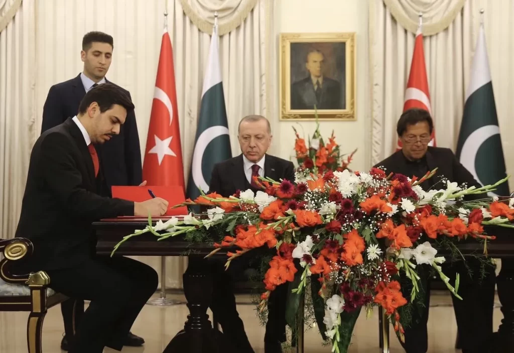 Türkiye Ve Pakistan Arasında Diaspora İşbirliği protokolu imzalandı