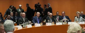 Libya'da kalıcı ateşkes ve siyasi sürecin başlatılması amacıyla Berlin'de düzenlenen