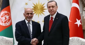 Afganistan Cumhurbaşkanı Eşref Gani Ahmedzai ile bir araya gelen Cumhurbaşkanı